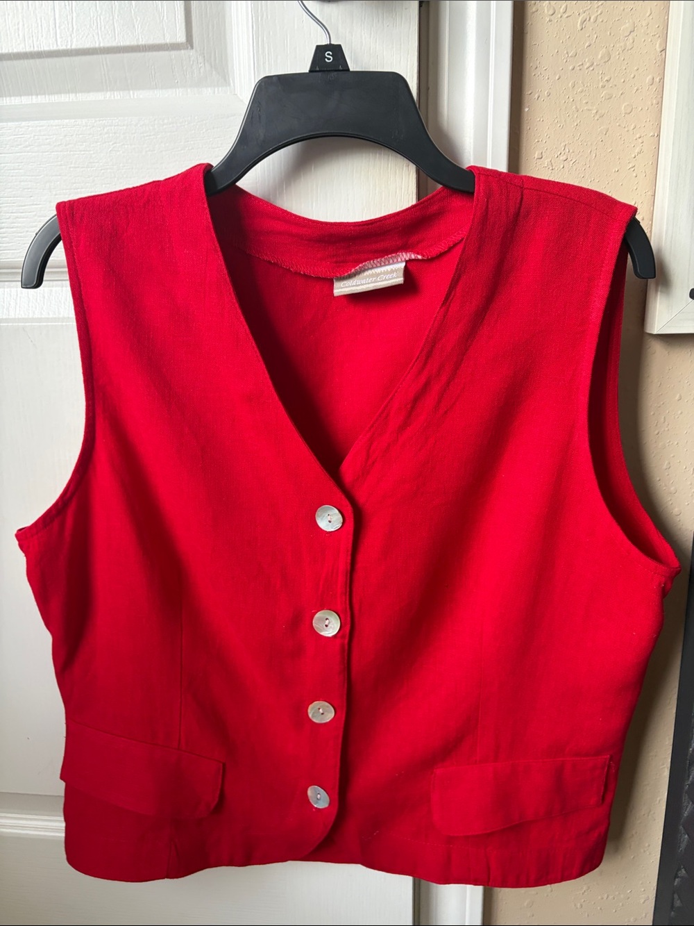 Classic Red Sleeveless Button-Front Dress Vest